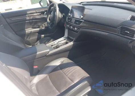 2018 Honda Accord Hybrid Touring из США, поврежденный, VIN 1HGCV3F91JA005999